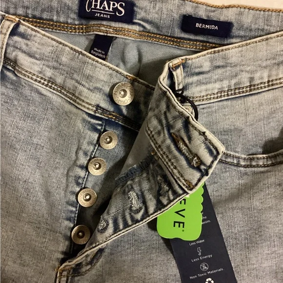 Chaps Denim Cuffed Shorts Bermuda 12/31 button fly - Picture 3 of 6